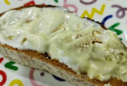 Фото шага рецепта Брускетта с сосисками 175224 шаг 8  