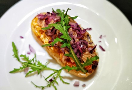 Фото шага рецепта Брускетта с тунцом 187629 шаг 17  