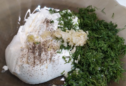 Фото шага рецепта Брускетта с запеченным перцем 190765 шаг 6  