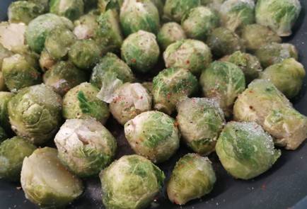 Фото шага рецепта Брюссельская капуста в духовке 189920 шаг 7  