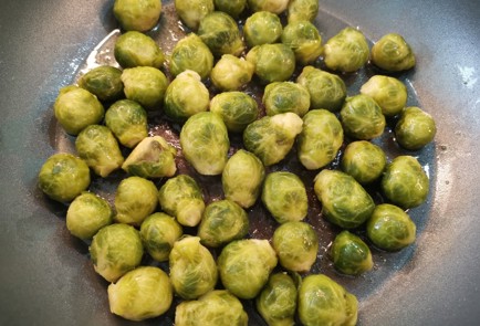 Фото шага рецепта Брюссельская капуста в духовке 190481 шаг 4  