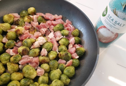 Фото шага рецепта Брюссельская капуста в духовке 190481 шаг 5  