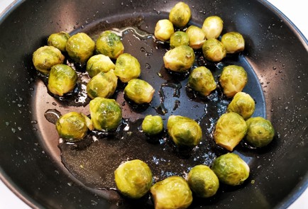 Фото шага рецепта Брюссельская капуста запеченная с тыквой 140442 шаг 12  