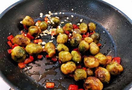 Фото шага рецепта Брюссельская капуста запеченная с тыквой 140442 шаг 16  