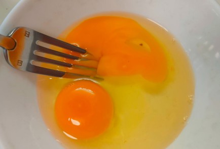 Фото шага рецепта Брюссельская капуста жареная в панировке 188681 шаг 3