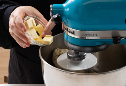 Фото шага рецепта Бублики в медовом обваре 139929 шаг 3  