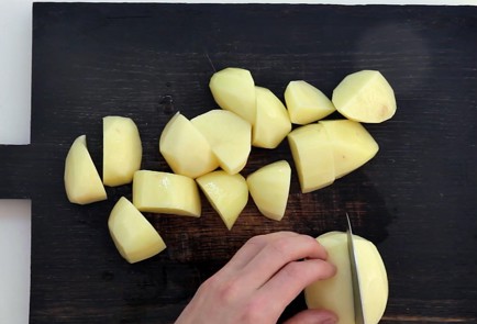 Фото шага рецепта Бульбяная яичница 80522 шаг 2  