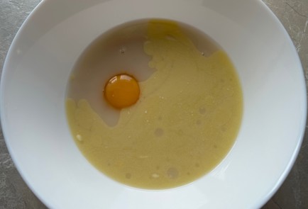 Фото шага рецепта Булочки с клубникой 175488 шаг 3  