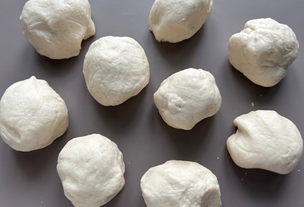 Фото шага рецепта Булочки с клубникой 175488 шаг 9  