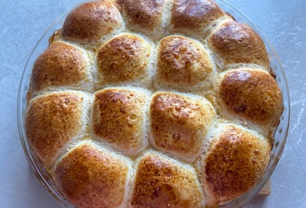 Фото шага рецепта Булочки с конфетами 175153 шаг 14  