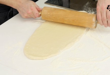 Фото шага рецепта Булочки с корицей 126533 шаг 6  