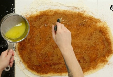 Фото шага рецепта Булочки с корицей 126533 шаг 7  