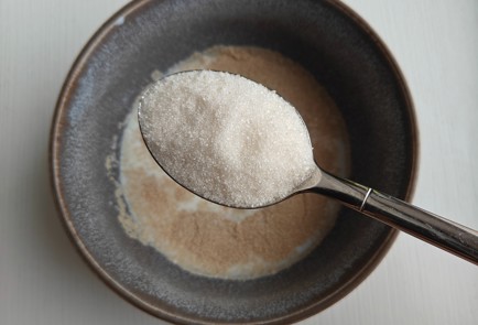 Фото шага рецепта Булочки с сахаром 175123 шаг 1  