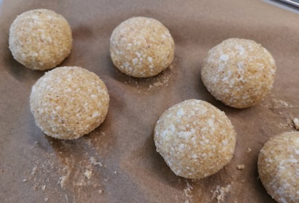 Фото шага рецепта Булочки с сыром 188922 шаг 8  