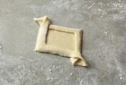 Фото шага рецепта Булочки с вишней 174360 шаг 15  