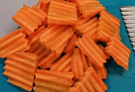 Фото шага рецепта Бульон из свинины пофранцузски 174890 шаг 1  