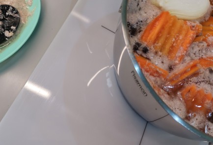 Фото шага рецепта Бульон из свинины пофранцузски 174890 шаг 10  