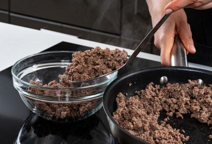 Фото шага рецепта Бургер Неряха Джо 191196 шаг 4  