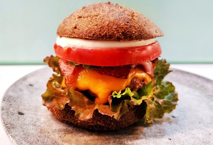 Фото шага рецепта Бургер с сыром 190751 шаг 10  