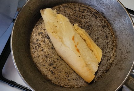 Фото шага рецепта Бутерброд с авокадо 189303 шаг 3  