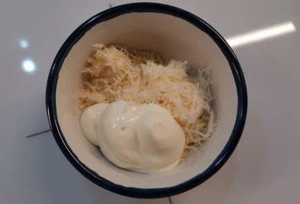 Фото шага рецепта Бутерброд с грибами 191595 шаг 5  