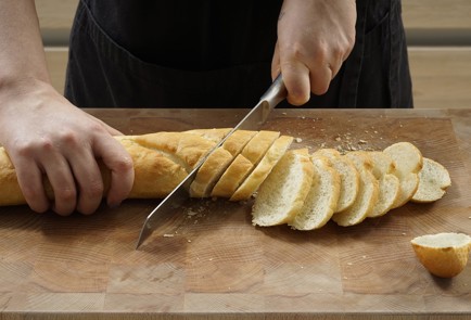 Фото шага рецепта Бутерброд с икрой по рецепту ресторана Прага 152958 шаг 3  