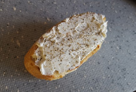 Фото шага рецепта Бутерброд с рыбой 189274 шаг 4  