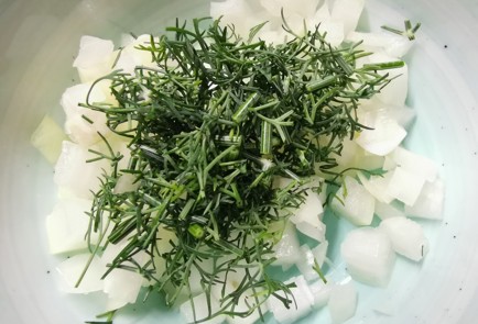 Фото шага рецепта Бутерброд с рыбой 190532 шаг 4  