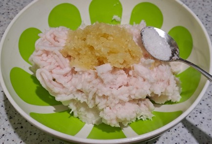 Фото шага рецепта Бутербродное сало с чесноком 186694 шаг 7  