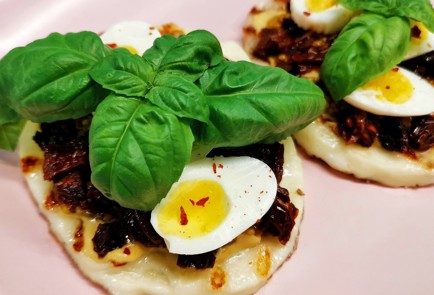 Фото шага рецепта Бутерброды из сыра халуми 174150 шаг 11  