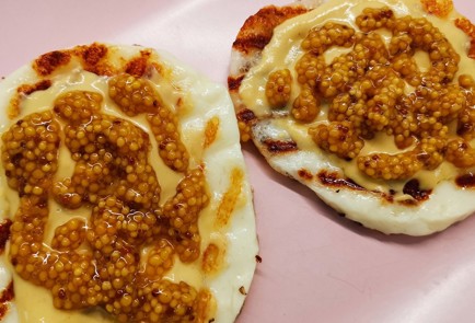 Фото шага рецепта Бутерброды из сыра халуми 174150 шаг 7  