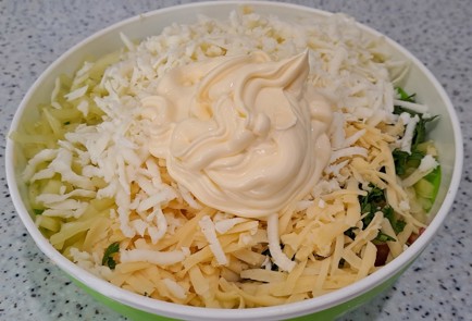 Фото шага рецепта Бутерброды минипицца 186595 шаг 8