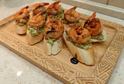 Фото шага рецепта Бутерброды с креветками 191387 шаг 14  