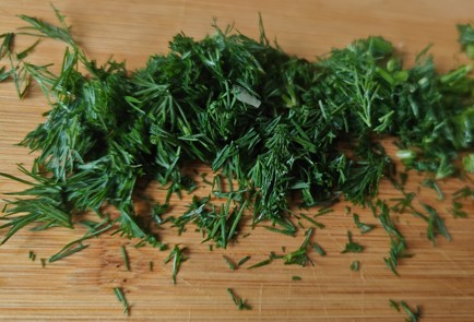 Фото шага рецепта Бутерброды с печенью трески 189228 шаг 7  