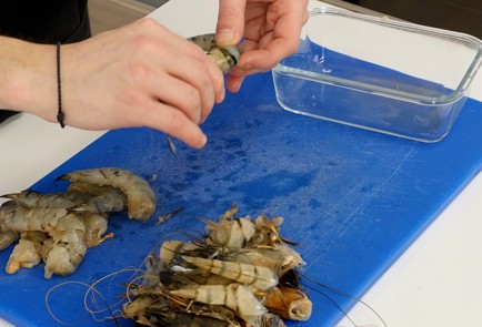 Фото шага рецепта Рыбный суп буйабес 114794 шаг 1  