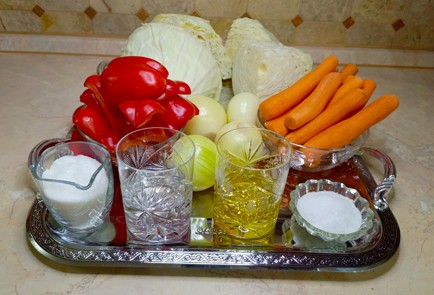 Фото шага рецепта Быстрая маринованная капуста 188379 шаг 1