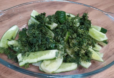 Фото шага рецепта Быстрая закуска из огурцов 189161 шаг 4  