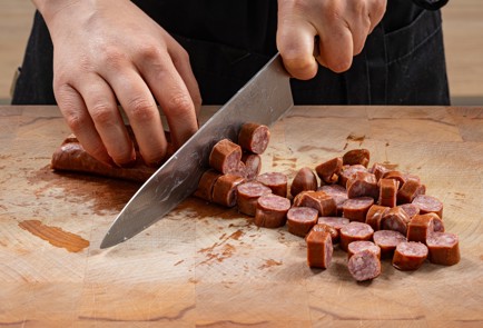 Фото шага рецепта Быстрое кассуле из консервированной фасоли 176119 шаг 3  