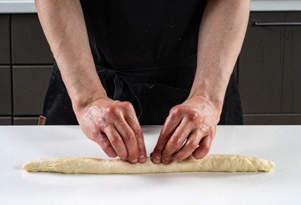 Фото шага рецепта Домашние багеты 191670 шаг 7  