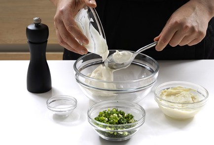 Фото шага рецепта Быстрые рыбные котлеты из минтая 152998 шаг 9  