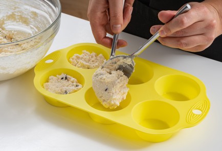 Фото шага рецепта Быстрые сырники в духовке 175102 шаг 8  