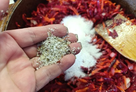 Фото шага рецепта Быстрый борщ 190633 шаг 9  