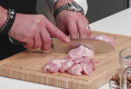 Фото шага рецепта Быстрое чахохбили 187804 шаг 2  