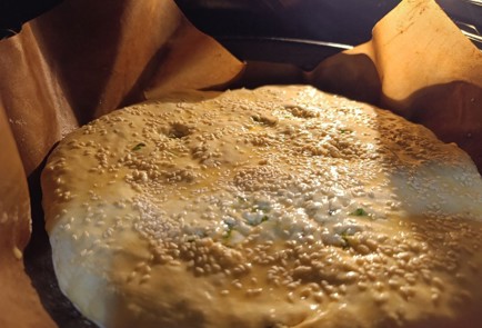 Фото шага рецепта Быстрый хачапури на слоеном тесте 190612 шаг 18  