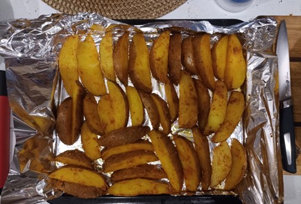 Фото шага рецепта Быстрый картофель подеревенски с кожурой 191193 шаг 13  