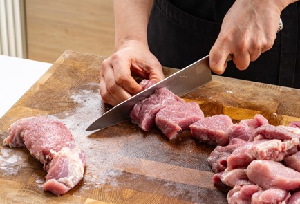 Фото шага рецепта Быстрый маринад для шашлыка из свинины 189035 шаг 4  