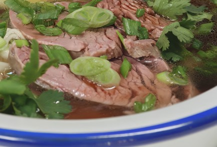 Фото шага рецепта Быстрый мясной суп в стиле фобо 173536 шаг 12  