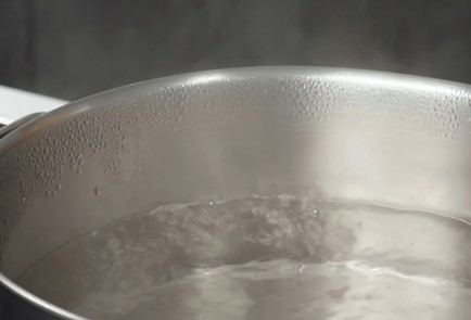 Фото шага рецепта Быстрый мясной суп в стиле фобо 173536 шаг 4  