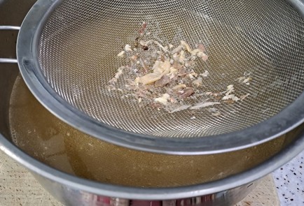 Фото шага рецепта Быстрый суп на курином бульоне 189510 шаг 2  