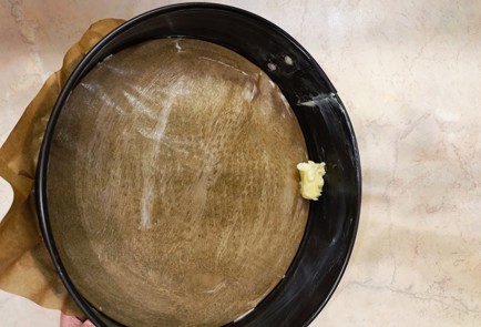 Фото шага рецепта Быстрый творожный чизкейк 187315 шаг 2  